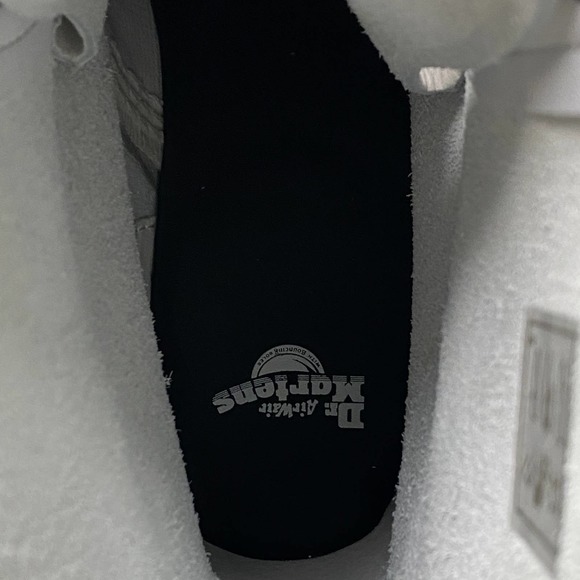 NEW Dr. Martens 1460 Pascal Max Platform Lace Up Boot White Black Women Size 9 - Picture 10 of 12